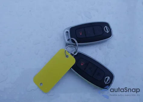 2025 Nissan Pathfinder S 4Wd z USA, uszkodzony, nr VIN 5N1DR3AC2SC312450